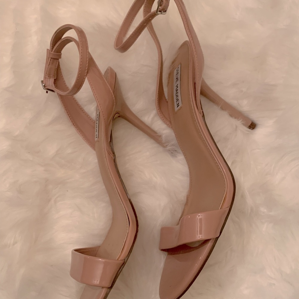 Steve Madden - Size 10 - Nude Heels